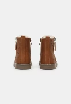 Friboo Niños Botines - Cognac 11 Friboo Niños Botines - Cognac -VivaEstilo Ventas 09a8cac68ece4129b492f012da19b085