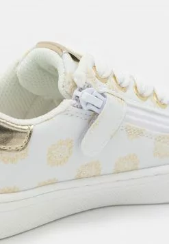 Friboo Niños Zapatillas - White -VivaEstilo Ventas 9bb1bf6bc62a4d55b5893362489ea62a