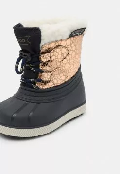 Friboo Niños Botas Para La Nieve - Rose Gold-coloured 13 Friboo Niños Botas Para La Nieve - Rose Gold-coloured -VivaEstilo Ventas c72e5d66d86440a7b5d3b367fdf5ddf5