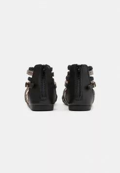 Friboo Niños Sandalias - Black -VivaEstilo Ventas f06b43bb410e41ab8c8860f12fb8a40b
